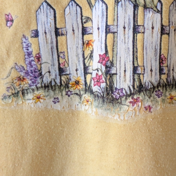 Vintage Bobbie Brooks Butter Yellow Sunflower/Butterfly Tee Shirt sz S - Picture 8 of 11